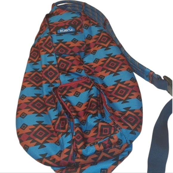 Kavu Rope Sling Bag In Horizon Blanket - Picture 3 of 13